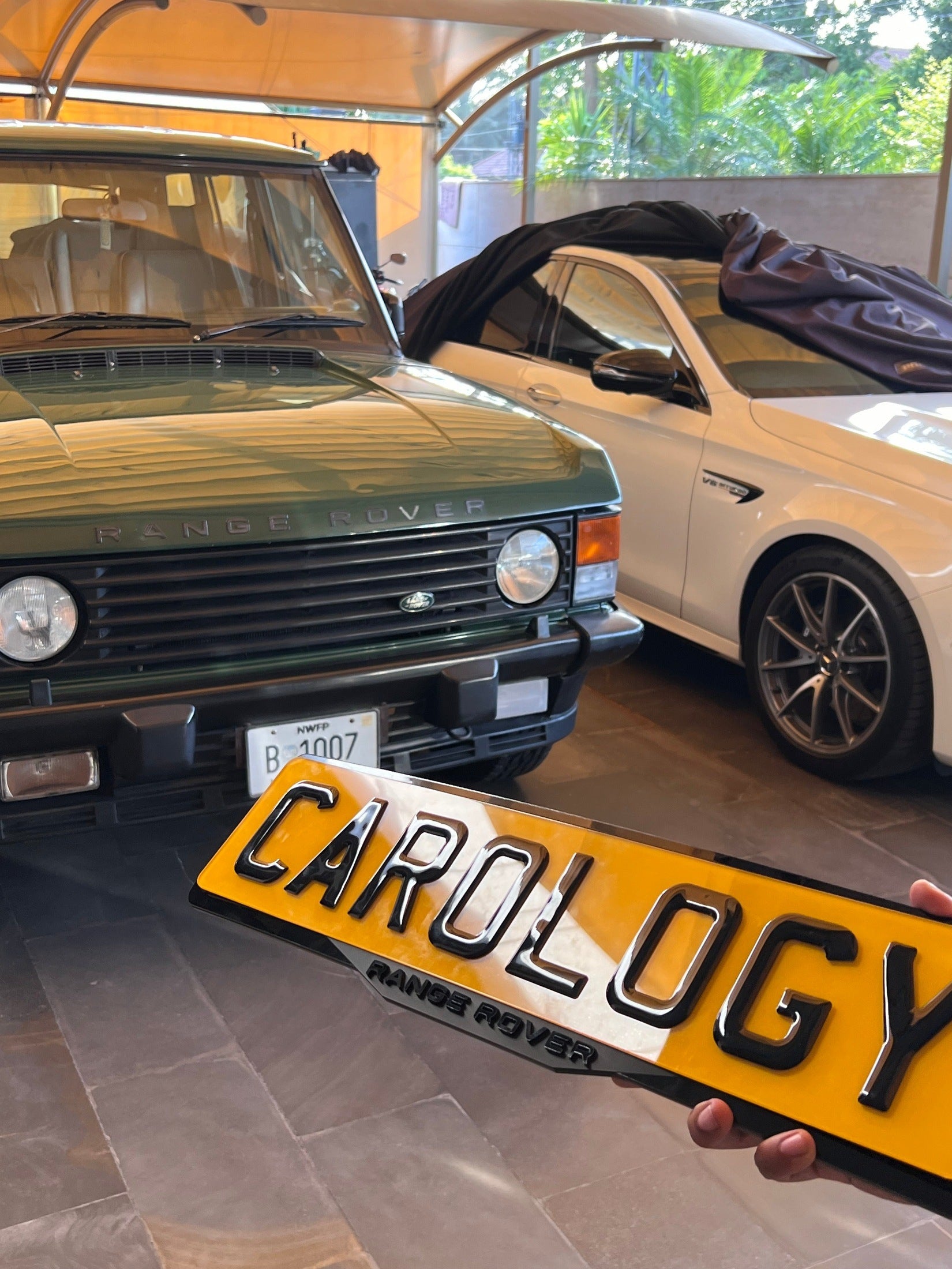 Range Rover Number Plate Frame – The Carology