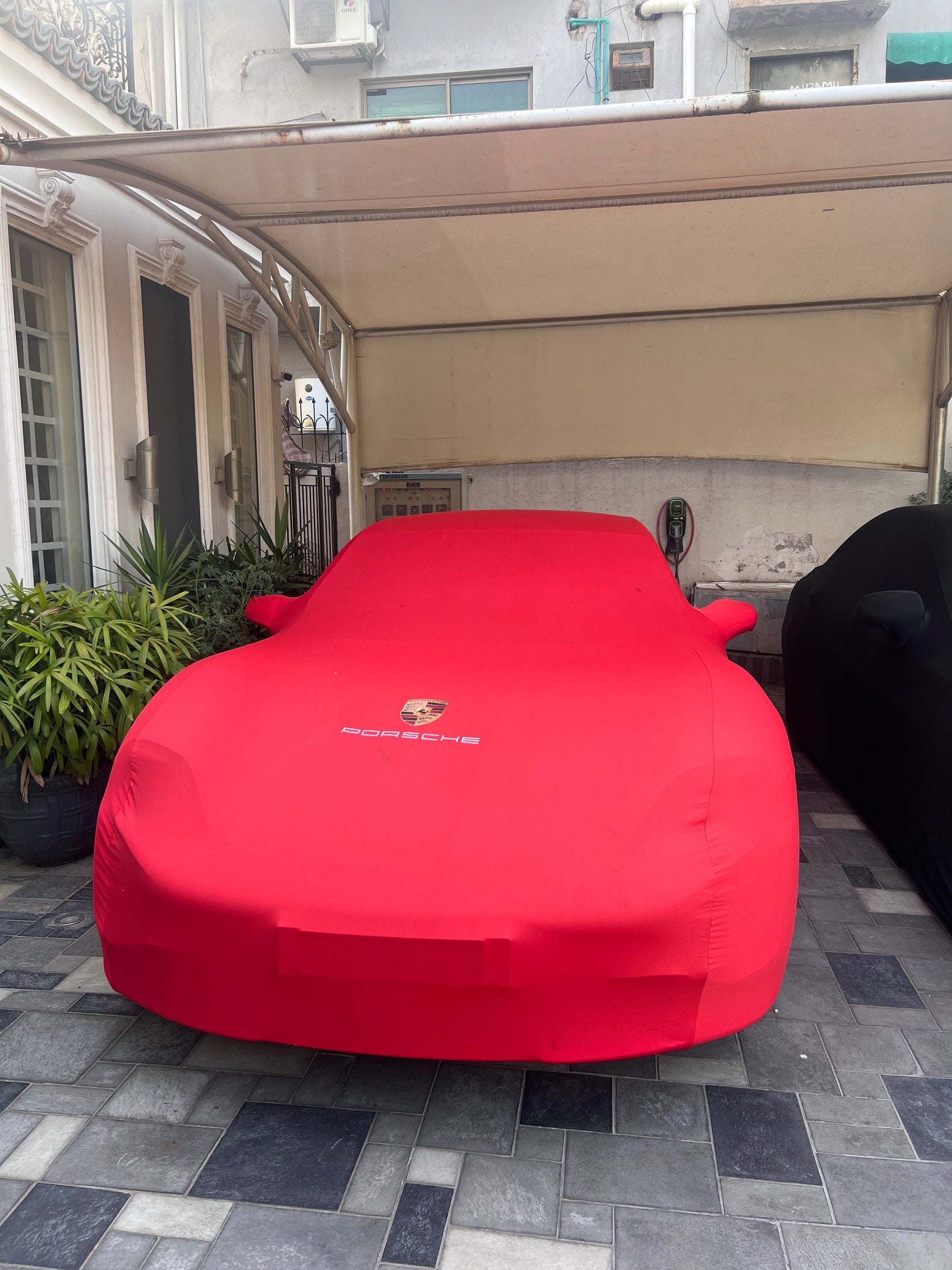 Porsche Taycan Top Cover