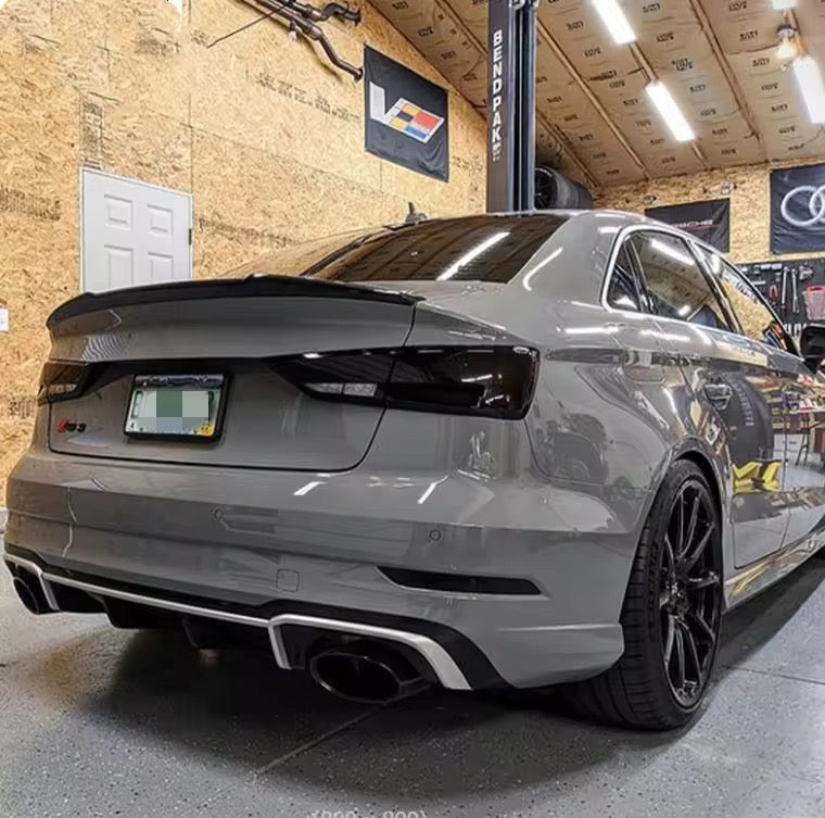 Audi RS3 8V Trunk Spoiler - Carbon Fiber