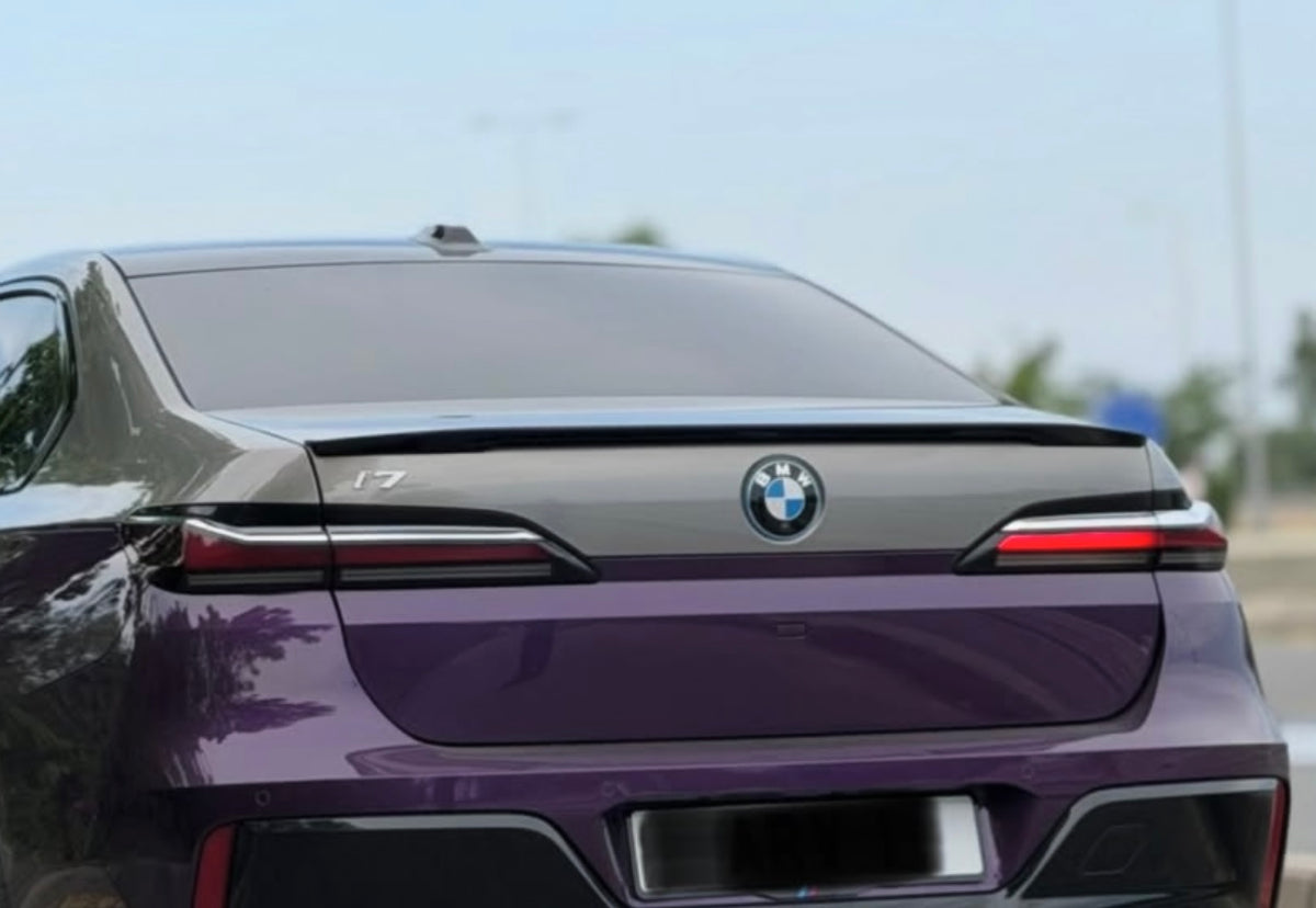 BMW i7 G70 Spoiler