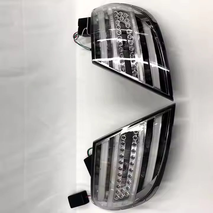 Mercedes W204 Facelift LED Tail Light