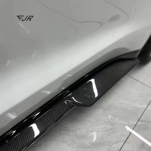 Porsche Taycan Side Skirts - Carbon Fiber