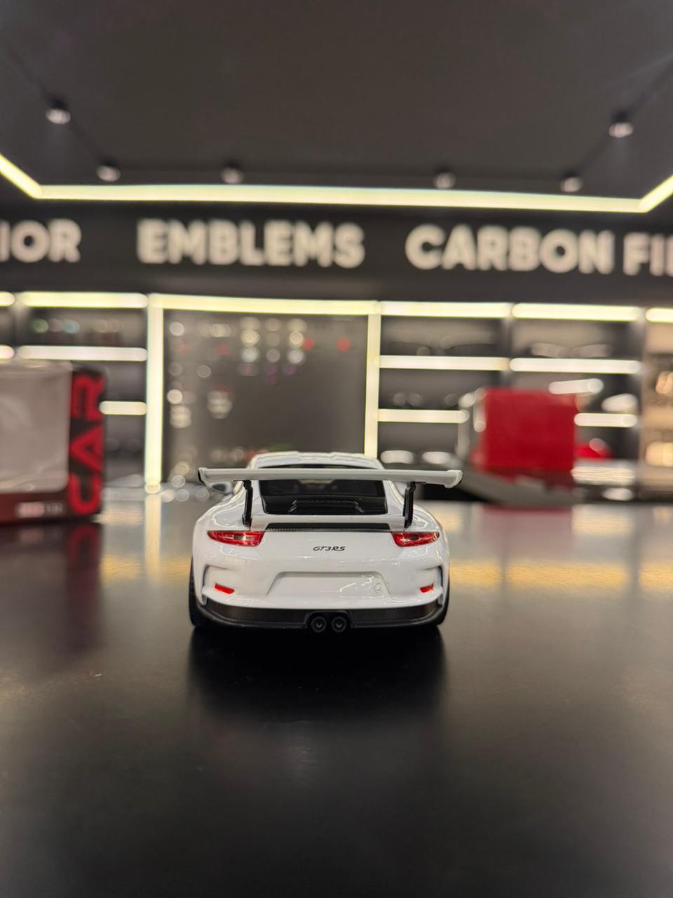 Porsche 911 GT3 RS Diecast Model