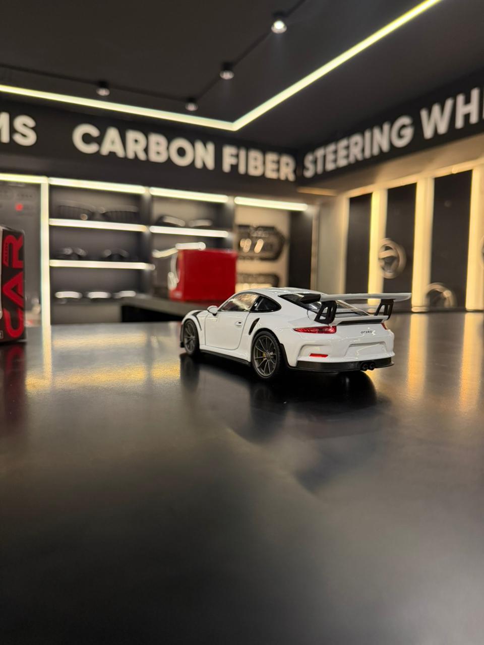 Porsche 911 GT3 RS Diecast Model
