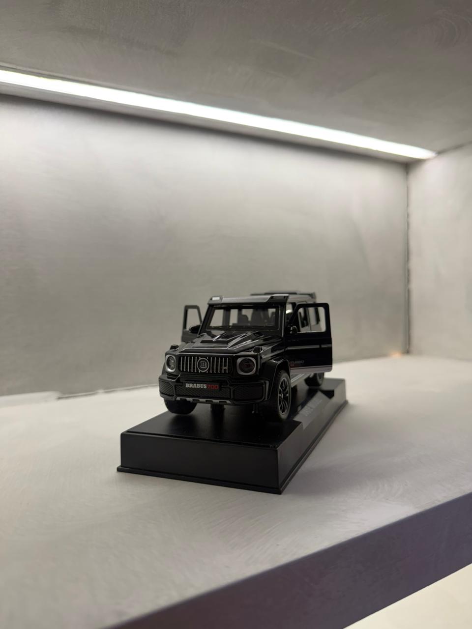 Mercedes G63 Brabus 700 Diecast Model