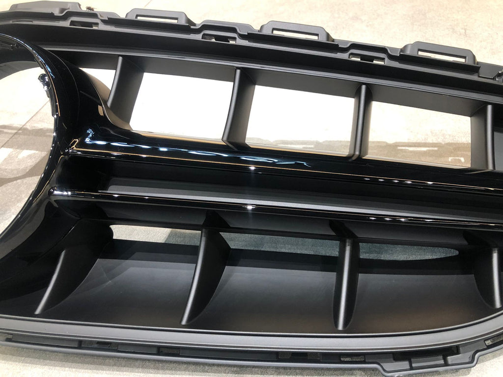 Mercedes-Benz W213 Front Grill