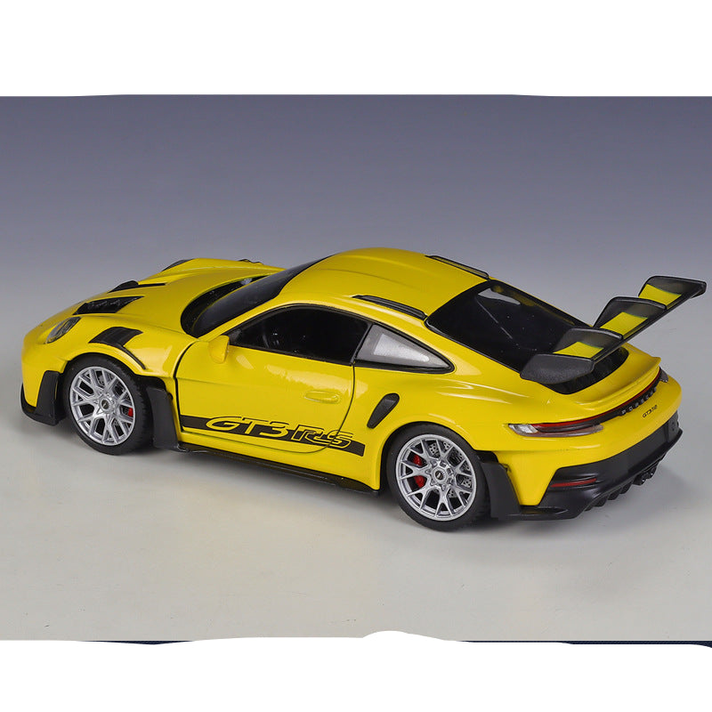 Porsche GT3 RS 992 1:24 WELLY Diecast Model Car